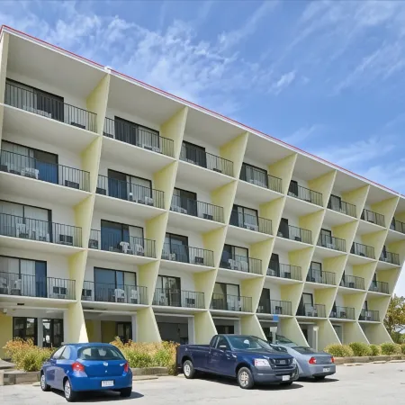 Sea Bay Hotel