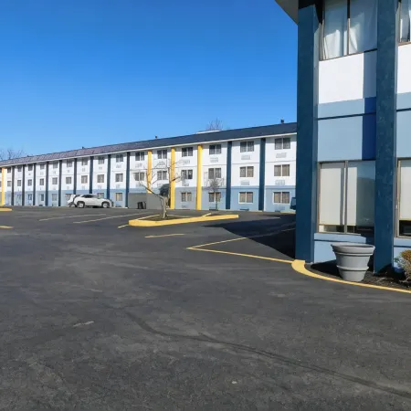 Quality Inn & Suites Morgantown - University Area