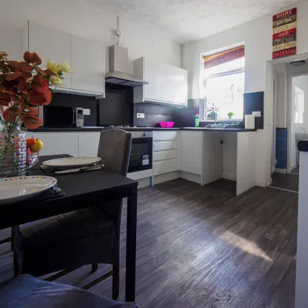 12 Cornwallis Lodge Family Room 1
