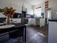 12 Cornwallis Lodge Family Room 1