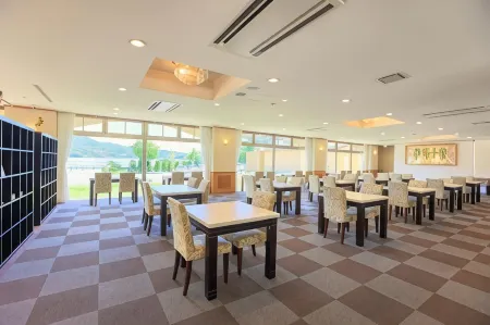 Fuji Matsuzono Hotel Отели рядом с достопримечательностью «Yamanakako Onsen Benifuji no Yu hot spring»