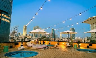 Seven Beach TLV - by 7Even Hotels