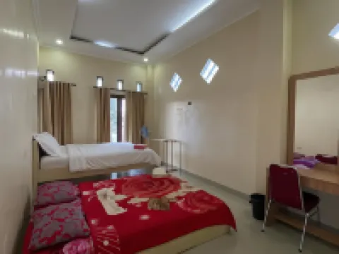 Toraja Lodge Hotel 北托拉查縣酒店