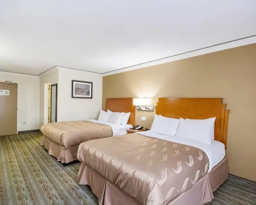 Quality Inn & Suites Kansas City - Independence I-70 East Hotels in Independence