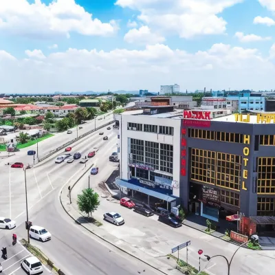 Tlj Hotel Hotels near Pandamaran Chinese Methodist Church (CAC)