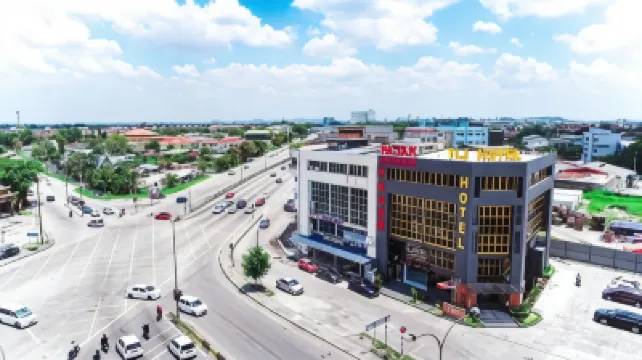 Tlj Hotel Hotels near Pandamaran Chinese Methodist Church (CAC)