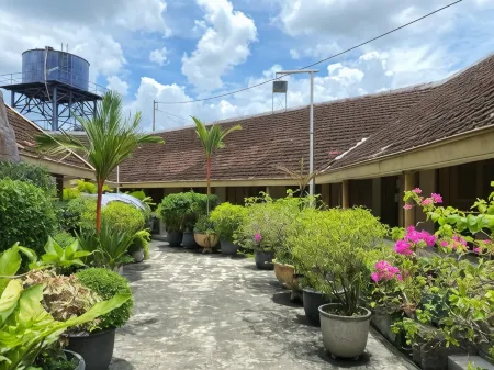 Hotel Maerakatja Jogjakarta Отели в г. Tegalrejo