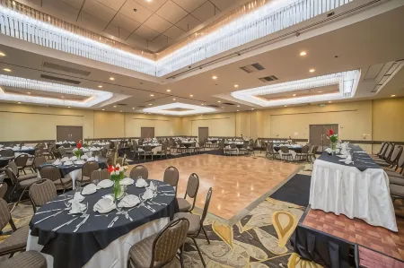 Radisson Hotel Santa Maria