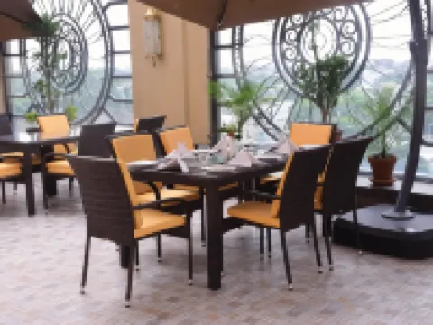 ベストウェスタン プレミア ホテル ガルバーグ ラホール ラホールのホテル