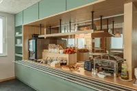 Kyriad Anglet - Biarritz - breakfast