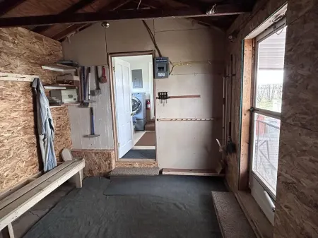 Quiet Country Ranch/Hunters Welcome/Peaceful ranch home with plenty of room Отели в г. Allen County