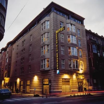 Hotel Macià Granada Five Senses Rooms & Suites Отели рядом с достопримечательностью «Альбайсин»