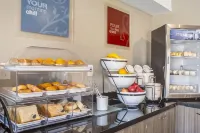 Comfort Inn - breakfast