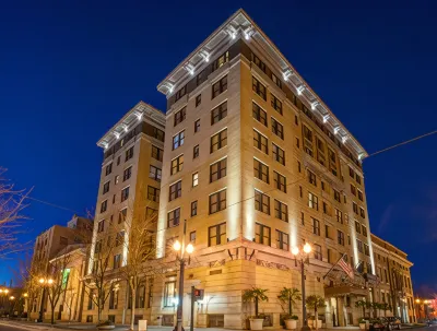 Hotel DeLuxe Các khách sạn gần The Oregon Convention Center