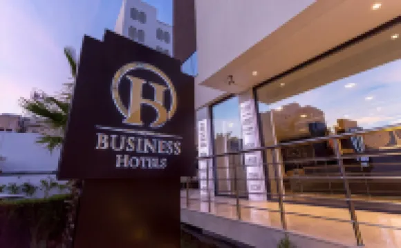 ビジネス ホテル チュニス のホテル