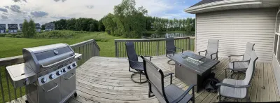 Beautiful retreat for multi-family fun - 1 mile from Lost Island Amusement Park! ハークアイ・コミュニティ大学周辺のホテル