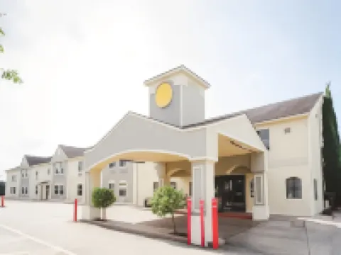 デイズ イン、ウィンダム ローゼンバーグ ローゼンバーグのホテル