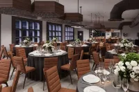 Riverbend Hotel and Suites, Trademark Collection by Wyndham