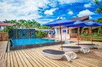 Tique Series Boutique Resort - Pemandangan Pantai