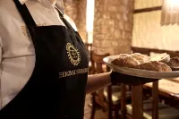 Xenonas Iresioni - breakfast
