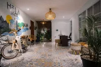 Hola Villa Jogja with Privatepool Hotels in Tegalrejo