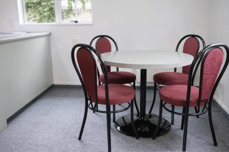 Alexandra Heights Motel