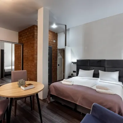 Nizhny Kanavinskaya Hotel