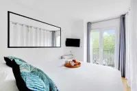 Cozy Apartment - 1Br/4P Montmartre / Sacre Coeur โรงแรมใกล้ลาซิกาล
