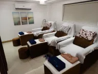 Time Travellers Hotel Hotels near Ermita