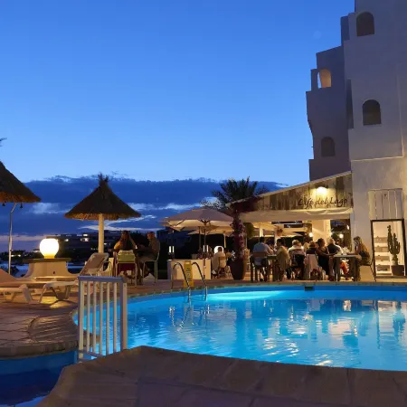 Apartamentos Sabina Playa
