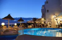 Apartamentos Sabina Playa - Beach