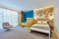 Aqua-Minsk Hotel Plus