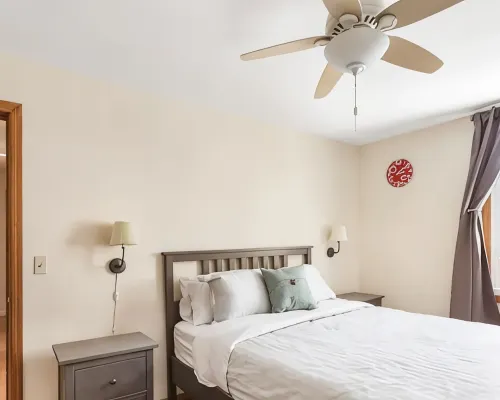 West Point at Your Doorstep! Walk to Academy • Mountain Views • Easy Parking Hotels in Highlands