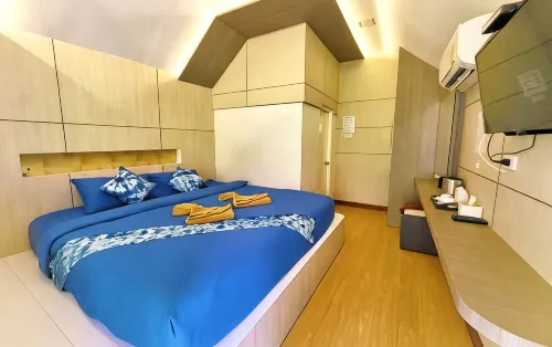 Charming Lipe Beach Resort