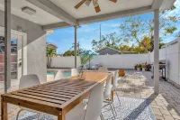 Spacious 5-Bedroom Villa w/ Heated Pool & BBQ - SoHo & Downtown Tampa - Private Pools