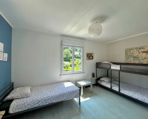 Near Paimpol, duplex Beach Bréhec 200m Hotels in Plouezec