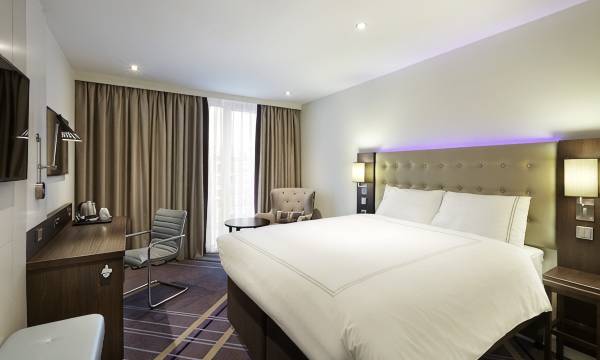 Premier Inn Regensburg City Centre