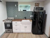 Charming studio. Close to highway and ferries. - Wifi