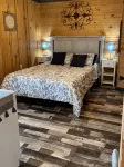 Relaxing Cabin Near Hiking, Fishing & Lake of Egypt