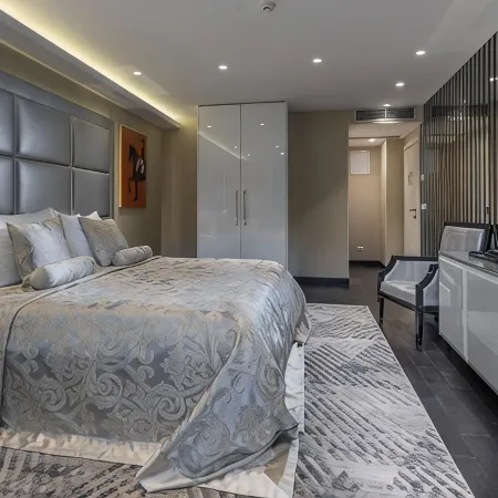 Hotel 9