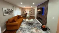 Spacious & Comfortable 3Br Home Near ATL Airport, Family-Friendly, Fast Wi-Fi - Kitchen
