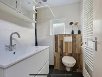 Vacation home near the beach and the cities of Amsterdam and Haarlem. Hotels in Beverwijk