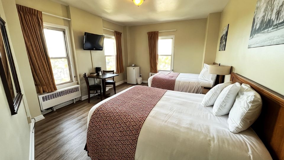Lenox Hotel and Suites