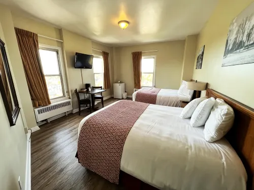 Lenox Hotel and Suites