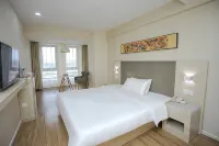 Yashang Hotel (Lu'an Railway Station)