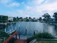 Captains Cove Ground Floor Luxury Apartments - 民泊