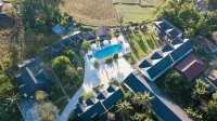 Vangvieng Phongsavanh Resort - Resorts