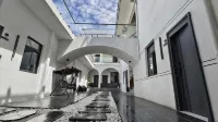Guanshan Yue Courtyard Homestay
