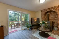 Oregon Jade Lodging - 홈스테이