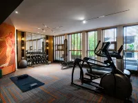 樂山廣場智選假日酒店（嘉興路美食街店） - 健身室/gym room